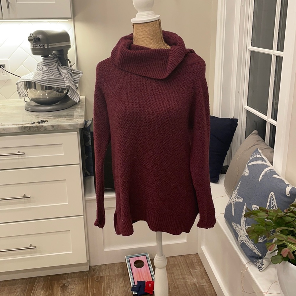 {lime lush boutique} maroon turtle neck sweater